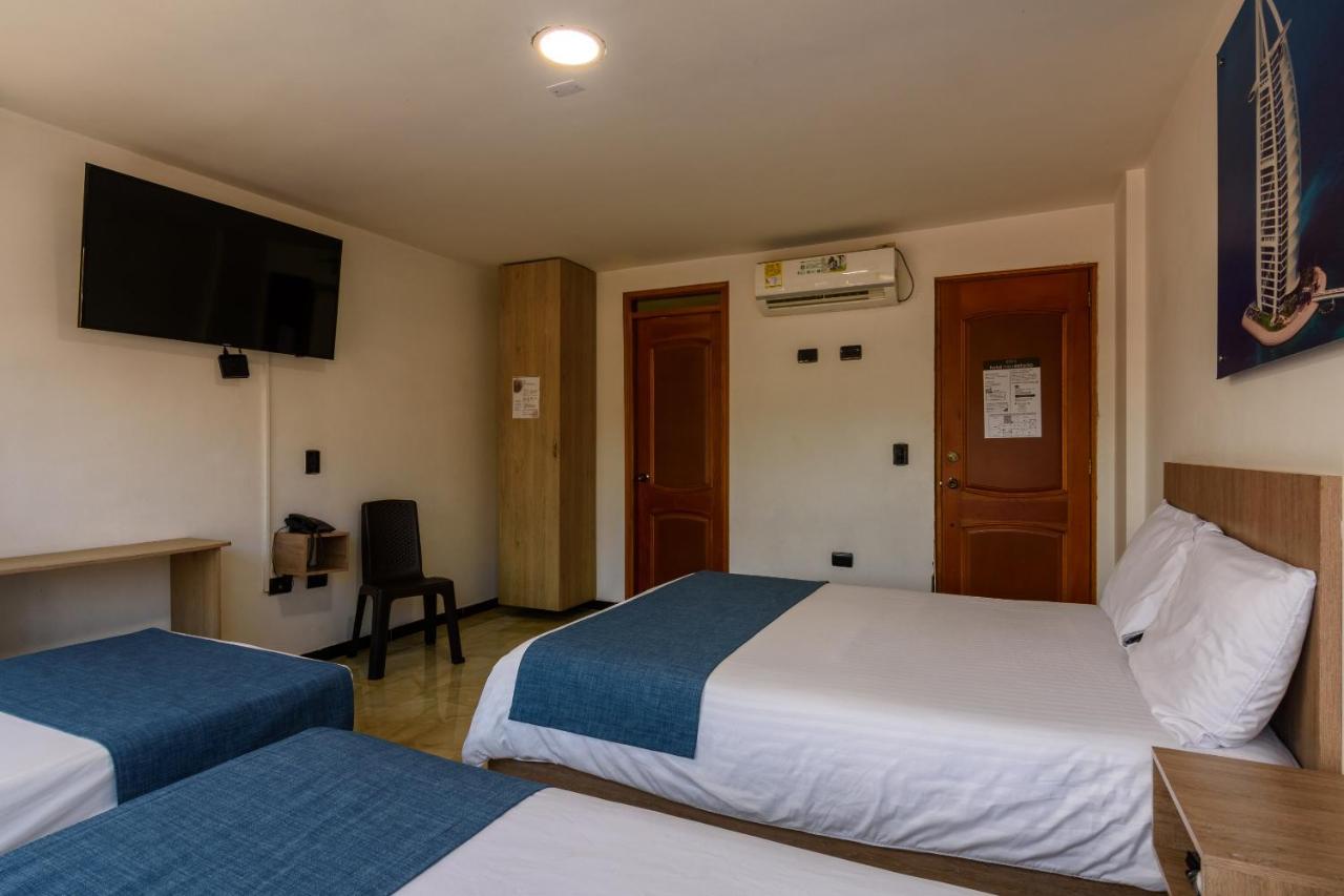 Hotel Med Estadio Медельин Экстерьер фото