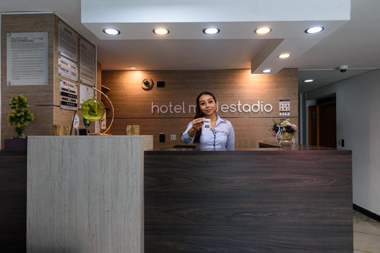 Hotel Med Estadio Медельин Экстерьер фото